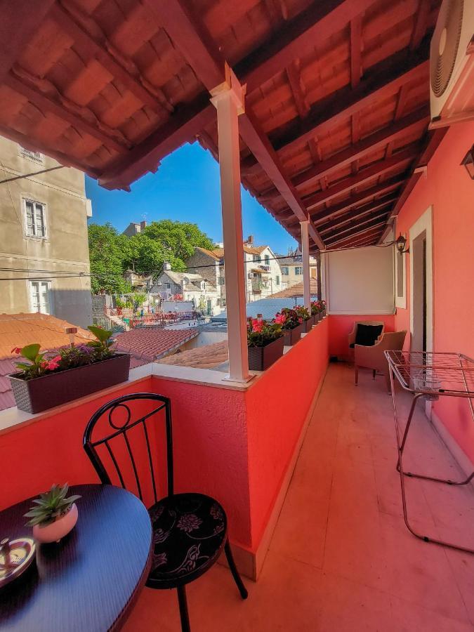 Dalmatino Appartement *